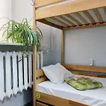 Hostel51